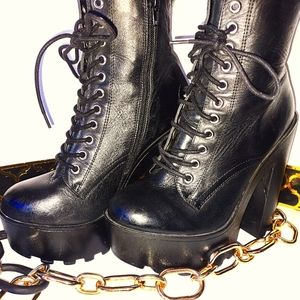 STEVE MADDEN "GLOBAAL" lace up platform high heel chunky ankle combat boots